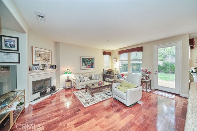 Detail Gallery Image 15 of 62 For 20655 Lugano Way, Porter Ranch,  CA 91326 - 4 Beds | 3 Baths