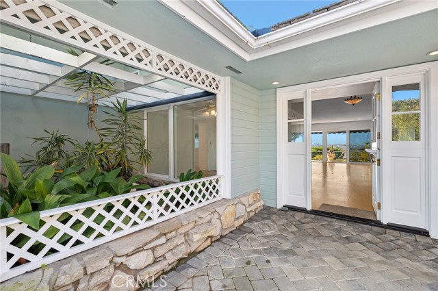 Detail Gallery Image 8 of 40 For 1727 Galatea Ter, Corona Del Mar,  CA 92625 - 3 Beds | 2 Baths