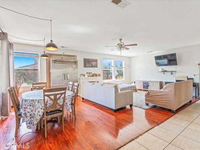 190 Cross Rail Lane, Norco CA: https://media.crmls.org/medias/bddd3196-a10a-4e57-9fd6-89a6ab414f4e.jpg