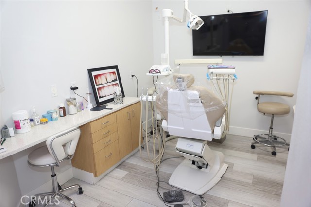 3950 Pierce St, Riverside CA: https://media.crmls.org/medias/bdddb17d-ec1d-4d6e-9b06-3a1bb2d3018e.jpg