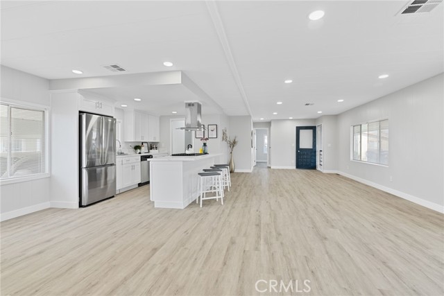 11250 Ramona, Montclair CA: https://media.crmls.org/medias/bdddea4f-f9e6-4dfa-9db3-339df0100fd8.jpg