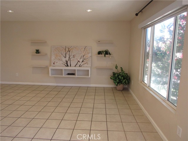 10517 50th Street, Jurupa Valley CA: https://media.crmls.org/medias/bddf9b9c-4a82-494c-b632-1e6324567060.jpg