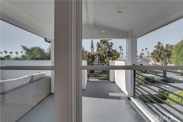 Detail Gallery Image 51 of 65 For 608 Heliotrope, Corona Del Mar,  CA 92625 - 4 Beds | 4 Baths