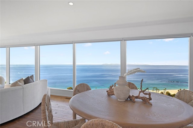 Detail Gallery Image 10 of 46 For 31161 Holly Dr, Laguna Beach,  CA 92651 - 5 Beds | 2/1 Baths
