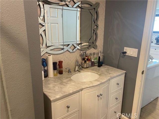Detail Gallery Image 5 of 8 For 7272 Mount Vernon St, Riverside,  CA 92504 - 3 Beds | 2 Baths