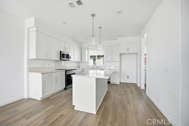 Detail Gallery Image 14 of 36 For 2533 Academy St, El Monte,  CA 91733 - 4 Beds | 3/1 Baths