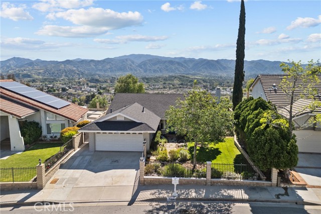 Front Image Thumbnail for CRSR26055112