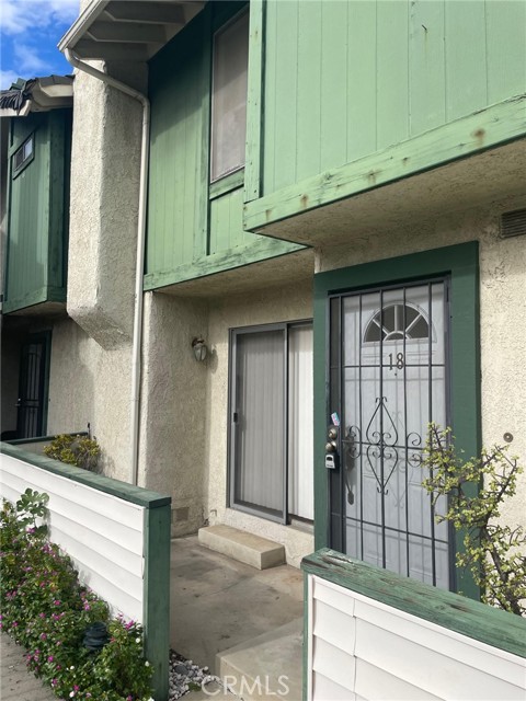 Front Image Thumbnail for CRSR25263884