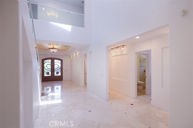 801 S Michillinda Avenue, Pasadena CA: https://media.crmls.org/medias/bde3e438-a684-41a8-b029-6b84e7f5df68.jpg