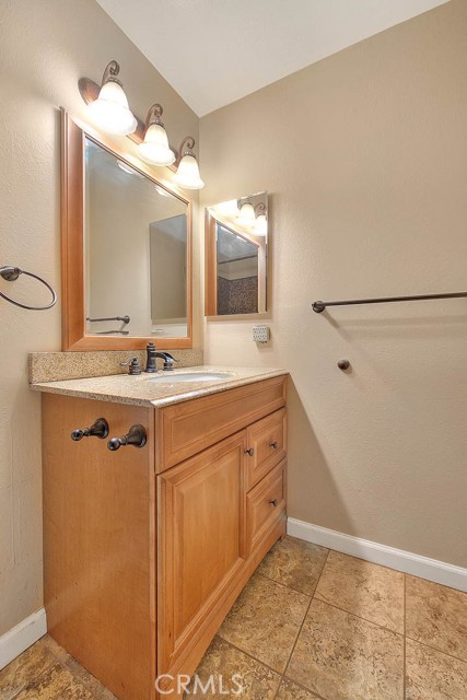 Detail Gallery Image 34 of 49 For 15288 Laguna Ct, Chino Hills,  CA 91709 - 4 Beds | 2 Baths