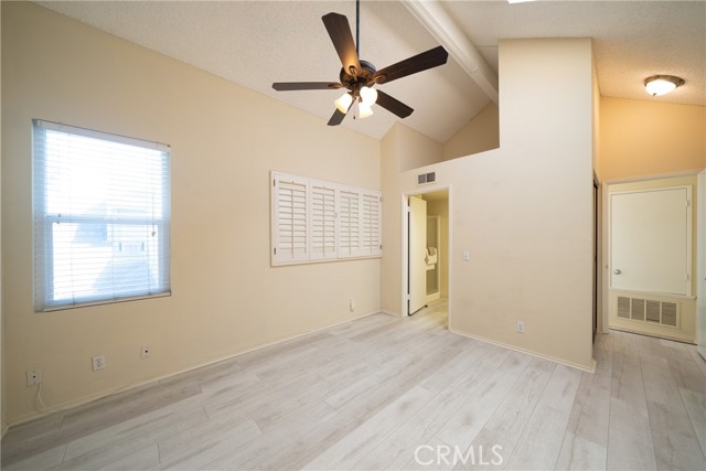 5 Elmbrook, Aliso Viejo CA: https://media.crmls.org/medias/bde4452a-9803-4039-8733-9ccc416125c9.jpg