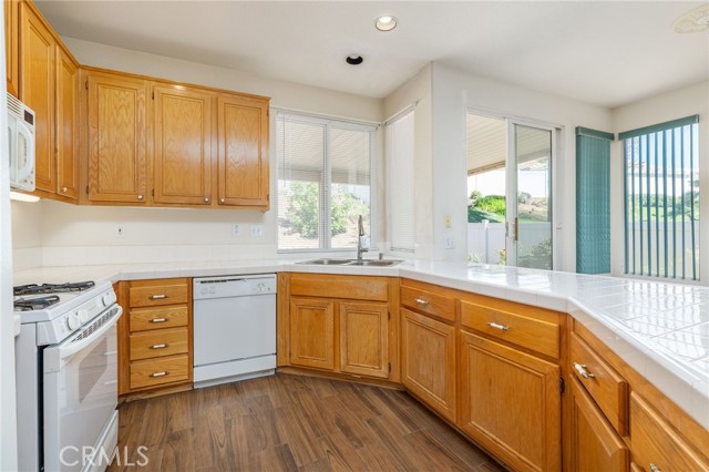 Detail Gallery Image 10 of 23 For 1305 Dornoch Ct, Banning,  CA 92220 - 2 Beds | 2 Baths