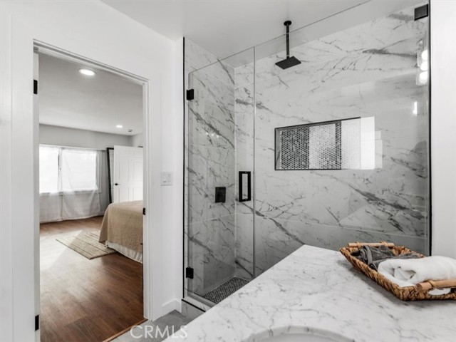 Detail Gallery Image 9 of 35 For 5111 Cimarron St, Los Angeles,  CA 90062 - 3 Beds | 2/1 Baths