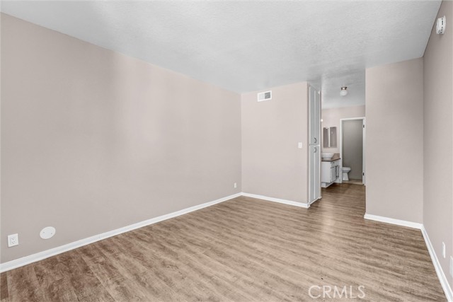 18620 Hatteras, 246 photo 29