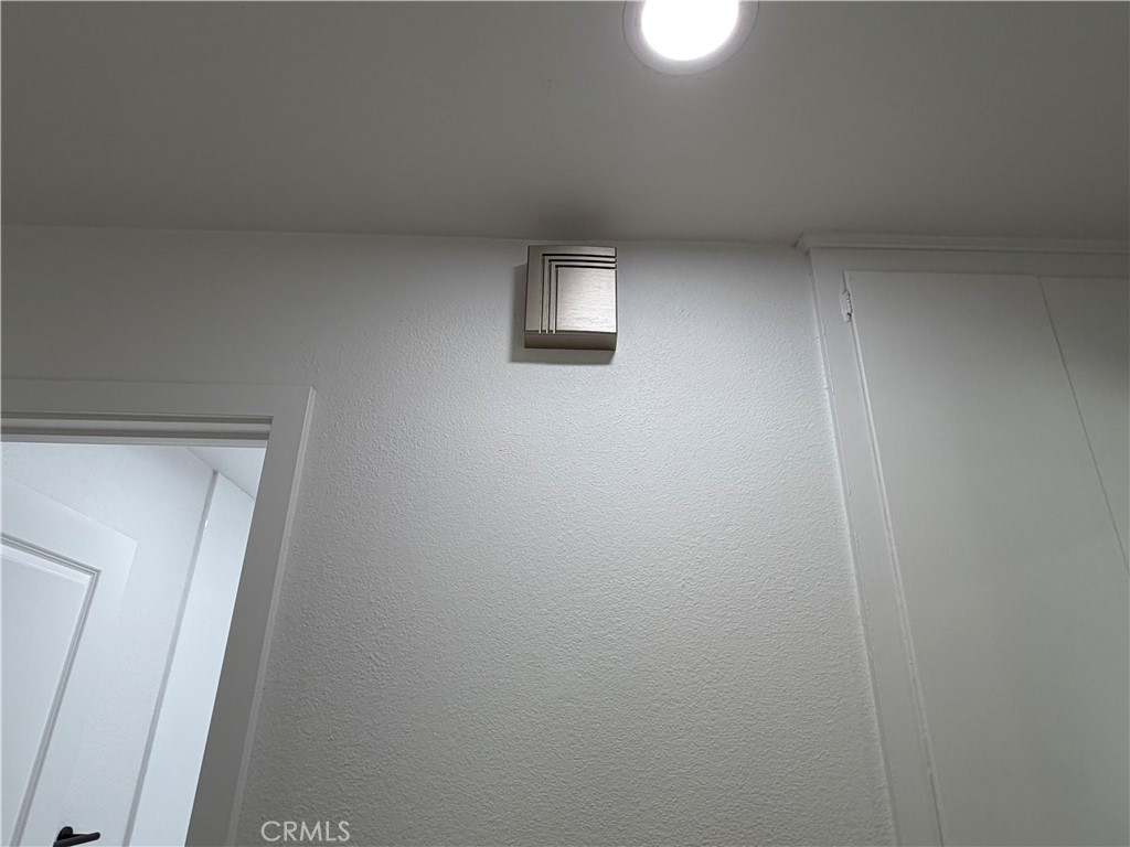 https://media.crmls.org/medias/bde68804-dec9-4e55-8b89-a541773f7af4.jpg?preset=X-Large