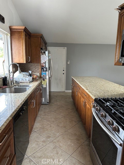 20708 Martha Street, Woodland Hills CA: https://media.crmls.org/medias/bde9244e-d947-4952-a921-30470d78e179.jpg