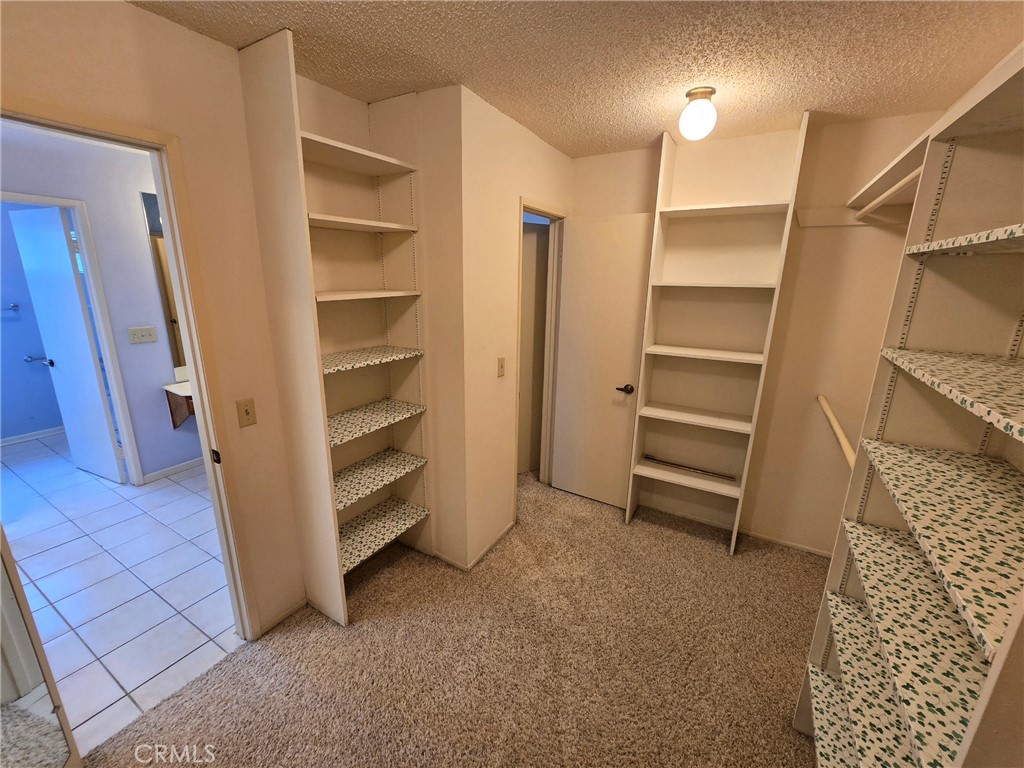 https://media.crmls.org/medias/bde9e202-3957-4674-bf27-6644caaff568.jpg?preset=X-Large