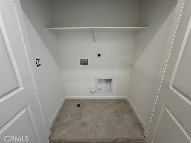 Detail Gallery Image 9 of 9 For 3268 South Coral Paseo, Ontario,  CA 91761 - 2 Beds | 2 Baths