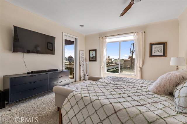 308 5th Street, Huntington Beach CA: https://media.crmls.org/medias/bdea96a6-f9b8-42ff-984a-c1d9d123aff7.jpg