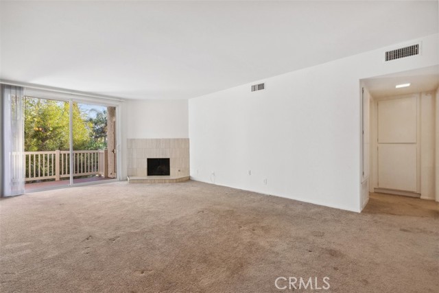 Detail Gallery Image 14 of 25 For 14315 Riverside Dr #209,  Sherman Oaks,  CA 91423 - 2 Beds | 2 Baths