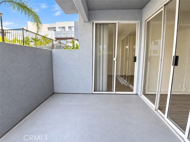 11657 Oxnard Street, 132 photo 16