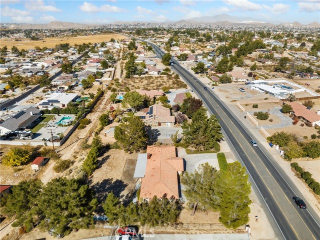 Detail Gallery Image 34 of 38 For 14690 Apple Valley Rd, Apple Valley,  CA 92307 - 3 Beds | 2/1 Baths