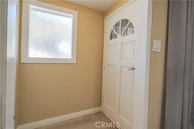 Detail Gallery Image 3 of 43 For 1223 W 27th, San Bernardino,  CA 92405 - 3 Beds | 1 Baths