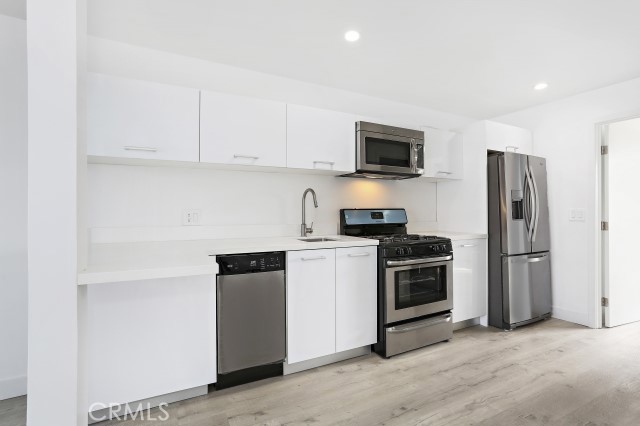 Detail Gallery Image 1 of 7 For 6745 Laurel Canyon Bld #205,  North Hollywood,  CA 91606 - 1 Beds | 1 Baths