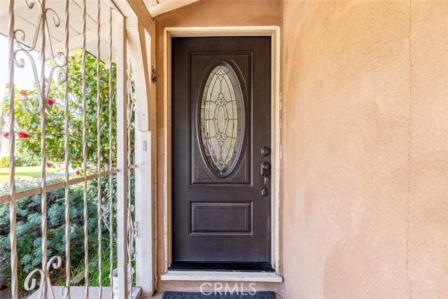 5805 Bucknell Avenue, Valley Village CA: https://media.crmls.org/medias/bded9665-46b5-43cf-be95-5c1258e7af52.jpg