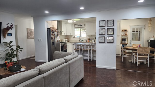 Detail Gallery Image 27 of 52 For 1317 Caprino Way, Pomona,  CA 91767 - 3 Beds | 2 Baths