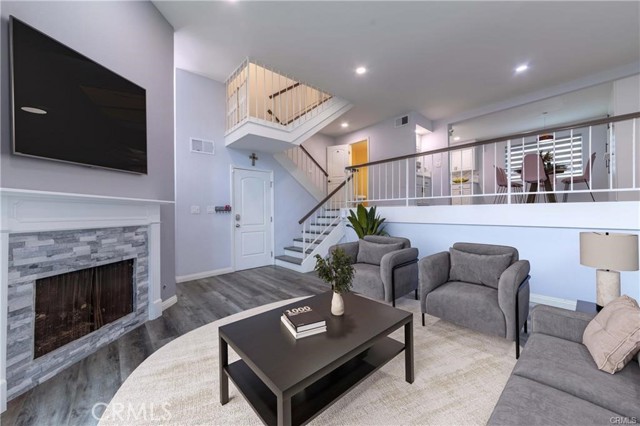 Detail Gallery Image 5 of 30 For 9000 Vanalden Ave #176,  Northridge,  CA 91324 - 2 Beds | 2/1 Baths