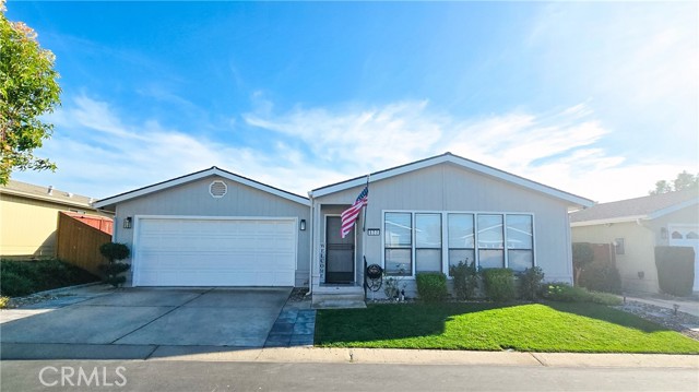 Detail Gallery Image 4 of 36 For 822 Greenacre, Santa Maria,  CA 93455 - 2 Beds | 2 Baths