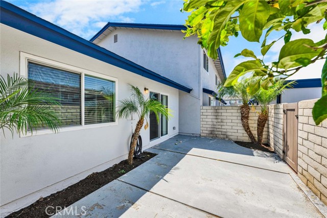 4736 Cielo Drive, Huntington Beach CA: https://media.crmls.org/medias/bdefffe2-fc37-4acb-8698-e7f206919bc3.jpg
