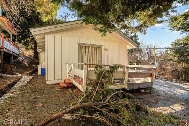 Detail Gallery Image 3 of 18 For 1164 Bear Springs, Rimforest,  CA 92378 - 2 Beds | 1 Baths