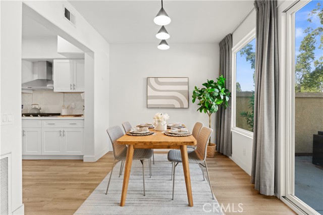 Detail Gallery Image 22 of 37 For 10889 Creekbridge Pl, San Diego,  CA 92128 - 2 Beds | 2/1 Baths