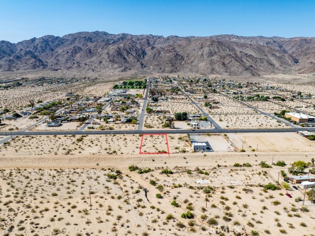 Detail Gallery Image 3 of 17 For 72338 29 Palms Hwy, Twentynine Palms,  CA 92277 - – Beds | – Baths