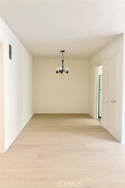 Detail Gallery Image 3 of 18 For 208 S Mariposa #6,  Los Angeles,  CA 90004 - 1 Beds | 1 Baths