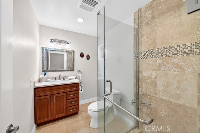 Detail Gallery Image 18 of 43 For 2393 W via Mariposa 2b,  Laguna Woods,  CA 92637 - 2 Beds | 2 Baths