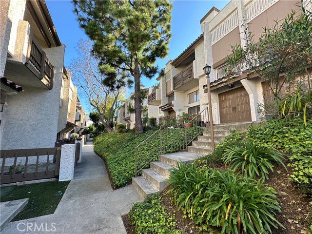 Detail Gallery Image 2 of 3 For 8580 Village Ln, Rosemead,  CA 91770 - 3 Beds | 3 Baths