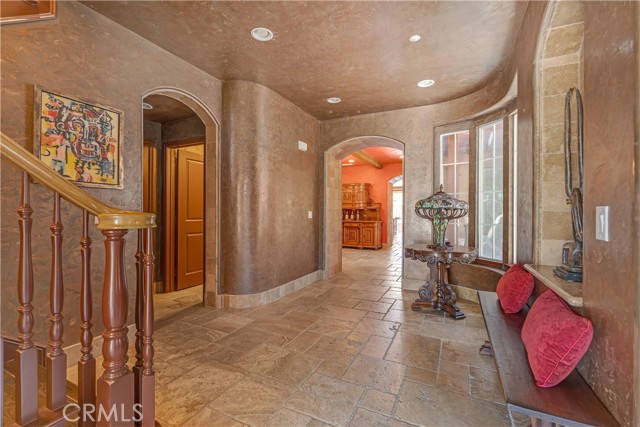 780 W Aster Place, Santa Ana CA: https://media.crmls.org/medias/bdf25062-f30c-4638-b5b3-eeaab660704d.jpg