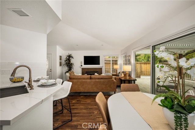 Image 11 of 63 For 28871 Oakview