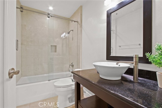 Detail Gallery Image 11 of 21 For 121 S Hope St #318,  Los Angeles,  CA 90012 - 2 Beds | 2 Baths