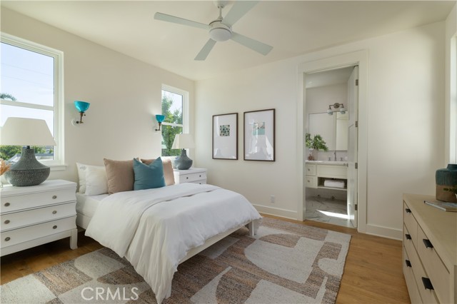 2217 Laurel Place, Newport Beach CA: https://media.crmls.org/medias/bdf5ce2d-2eba-4d95-8aca-3a16251c3c71.jpg