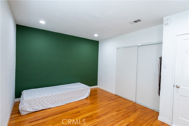 5813 Kauffman Avenue, Temple City CA: https://media.crmls.org/medias/bdf63045-61b1-4817-996c-0d5734f6b1f2.jpg