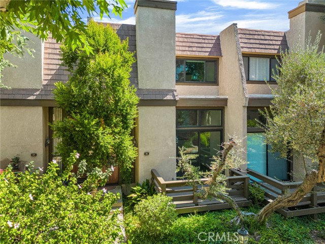 Detail Gallery Image 2 of 49 For 9000 Vanalden Ave #176,  Northridge,  CA 91324 - 2 Beds | 2/1 Baths