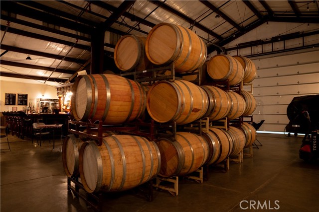 18850 County Road 200, Orland CA: https://media.crmls.org/medias/bdf7d0ec-82f4-4073-84e9-220a04e9d8db.jpg