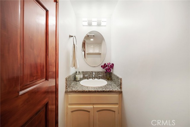 2012 Manhattan Beach Boulevard, Redondo Beach, California 90278, 2 Bedrooms Bedrooms, ,2 BathroomsBathrooms,Residential,For Sale,Manhattan Beach Boulevard,PV25192906
