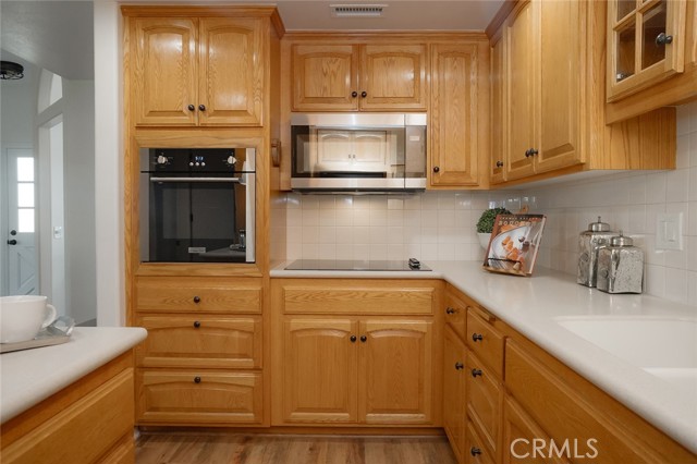 Image 26 of 71 For 1601 Glen View Rd. #64f (m12)