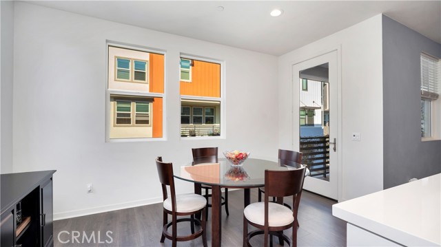 125 Allusion, Irvine CA: https://media.crmls.org/medias/bdfb2133-b250-4a66-9651-26bffe678744.jpg