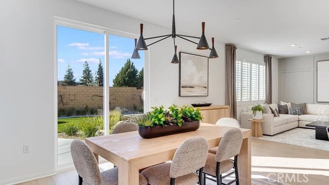 Detail Gallery Image 3 of 22 For 14224 Rollins St, Hesperia,  CA 92345 - 5 Beds | 3 Baths